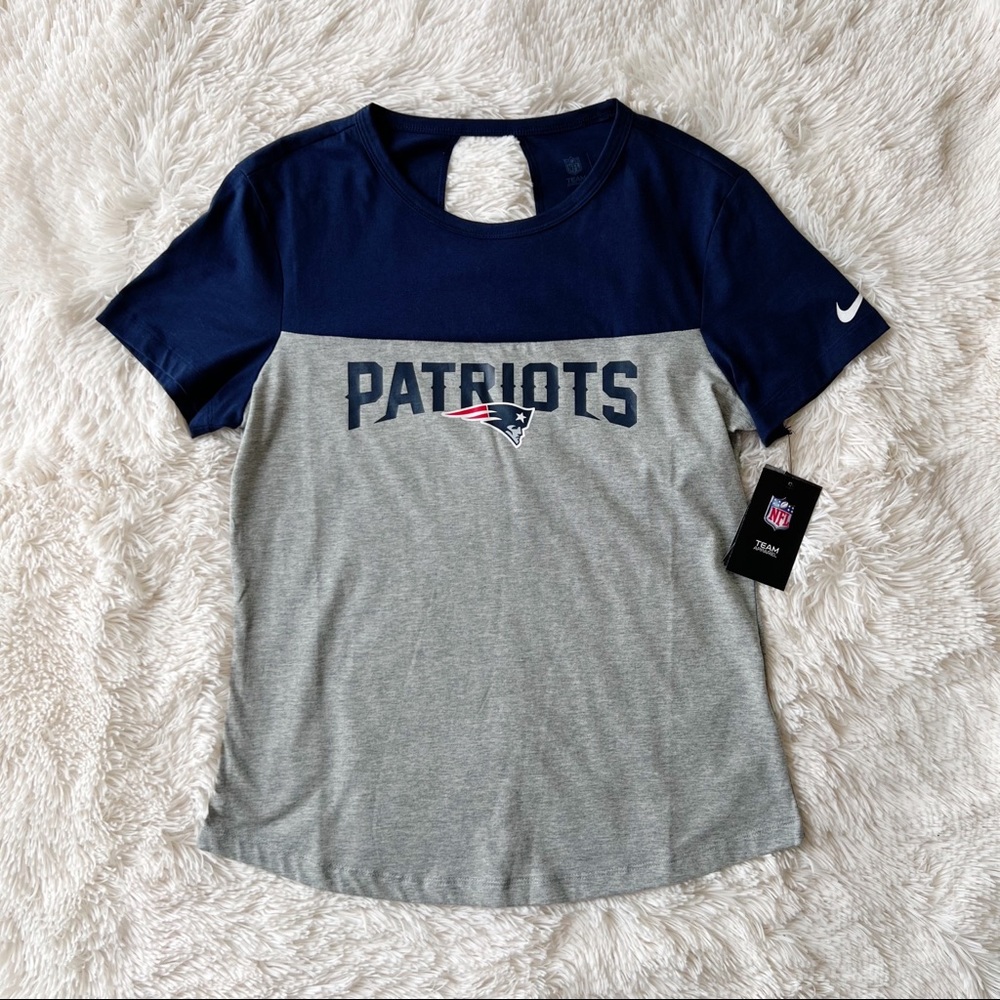 NFL Team Apparel Nike Patriots T shirt back cut out Size M NWT